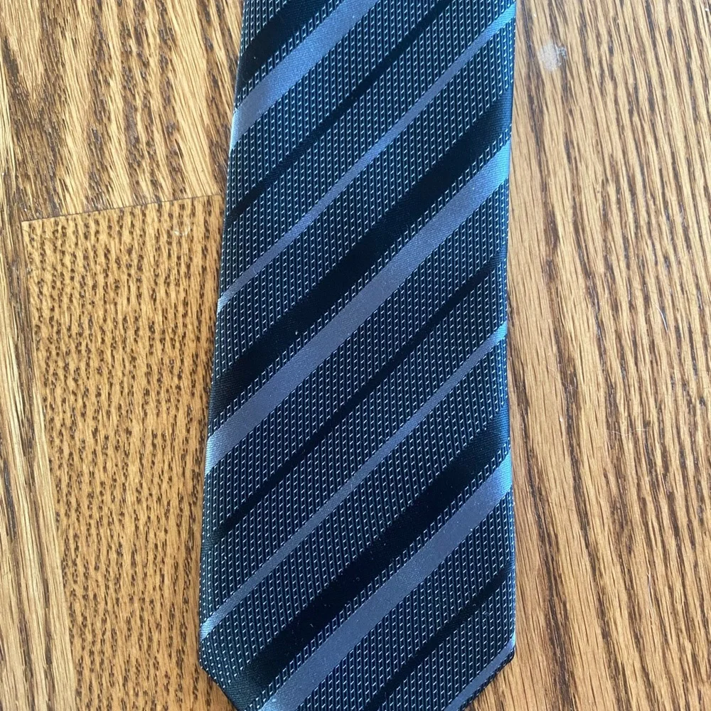 The Children's Place Navy and Gray Patterned Tie